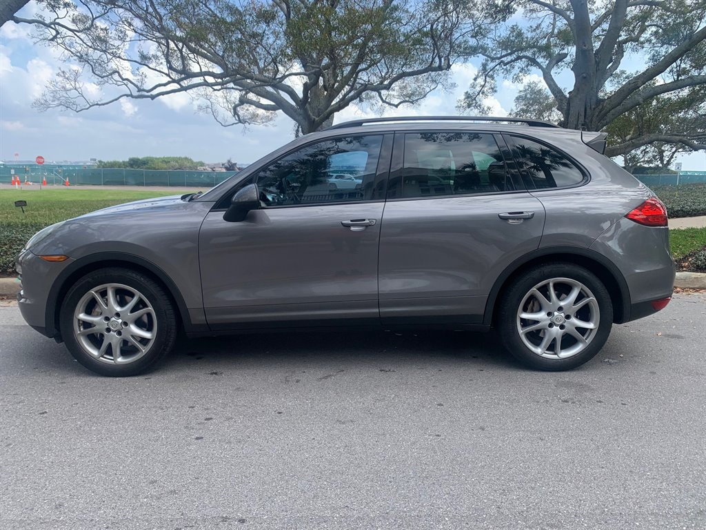2011 Porsche Cayenne S