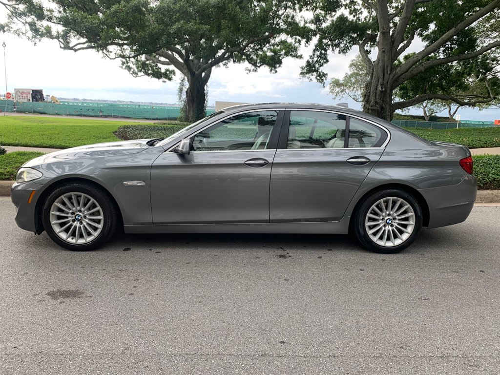 2013 BMW 5 Series 535i
