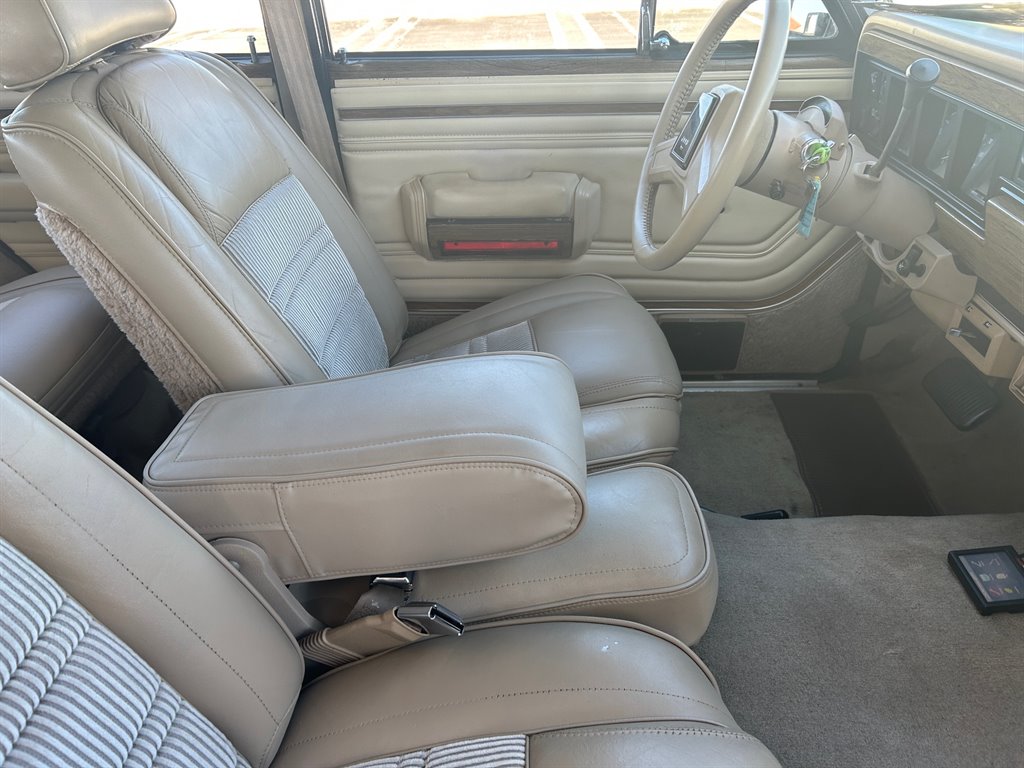 1989 Jeep Grand Wagoneer Base - Photo 34