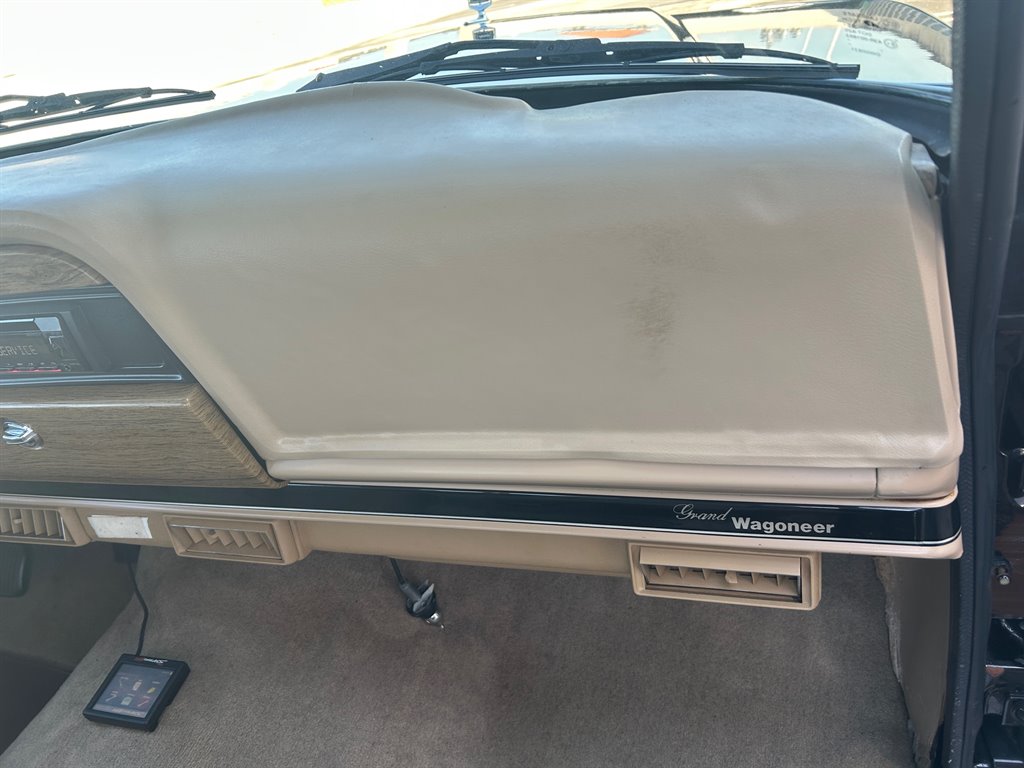 1989 Jeep Grand Wagoneer Base - Photo 32
