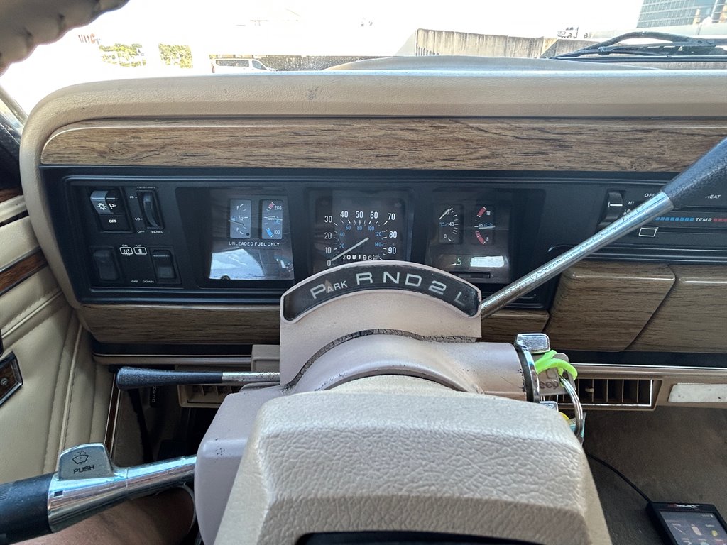 1989 Jeep Grand Wagoneer Base - Photo 13