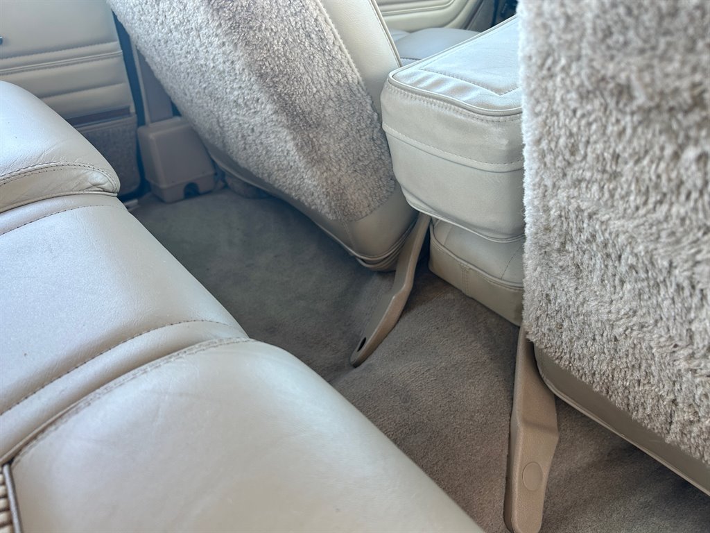 1989 Jeep Grand Wagoneer Base - Photo 41
