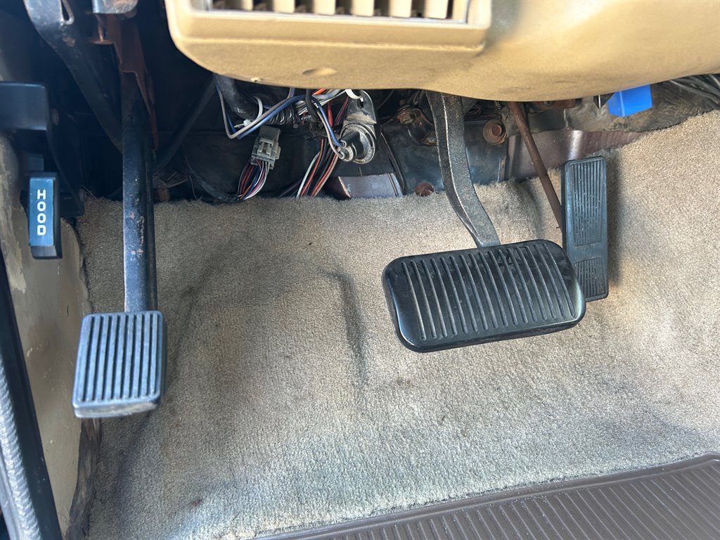 1989 Jeep Grand Wagoneer Base - Photo 9