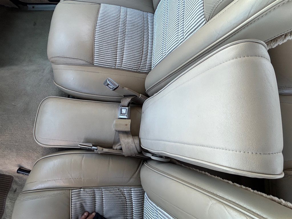 1989 Jeep Grand Wagoneer Base - Photo 18