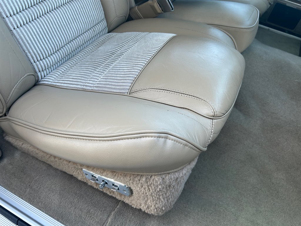 1989 Jeep Grand Wagoneer Base - Photo 29