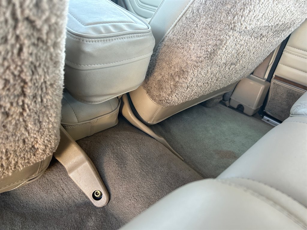 1989 Jeep Grand Wagoneer Base - Photo 25