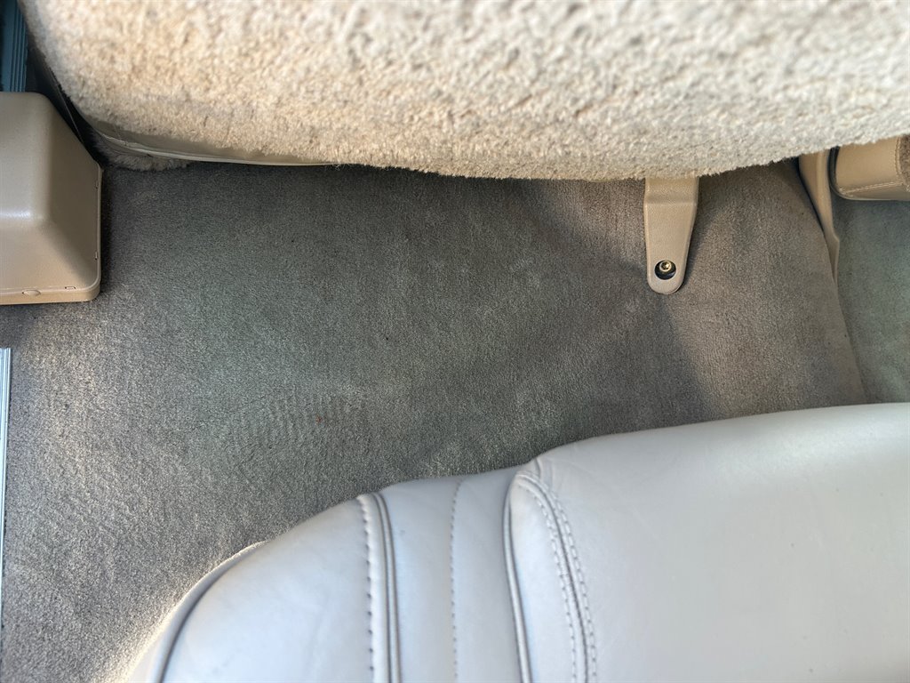 1989 Jeep Grand Wagoneer Base - Photo 23