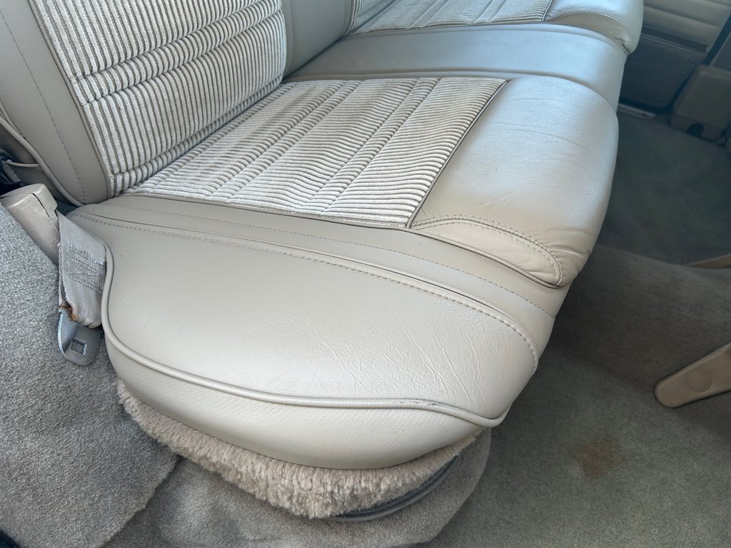 1989 Jeep Grand Wagoneer Base - Photo 37