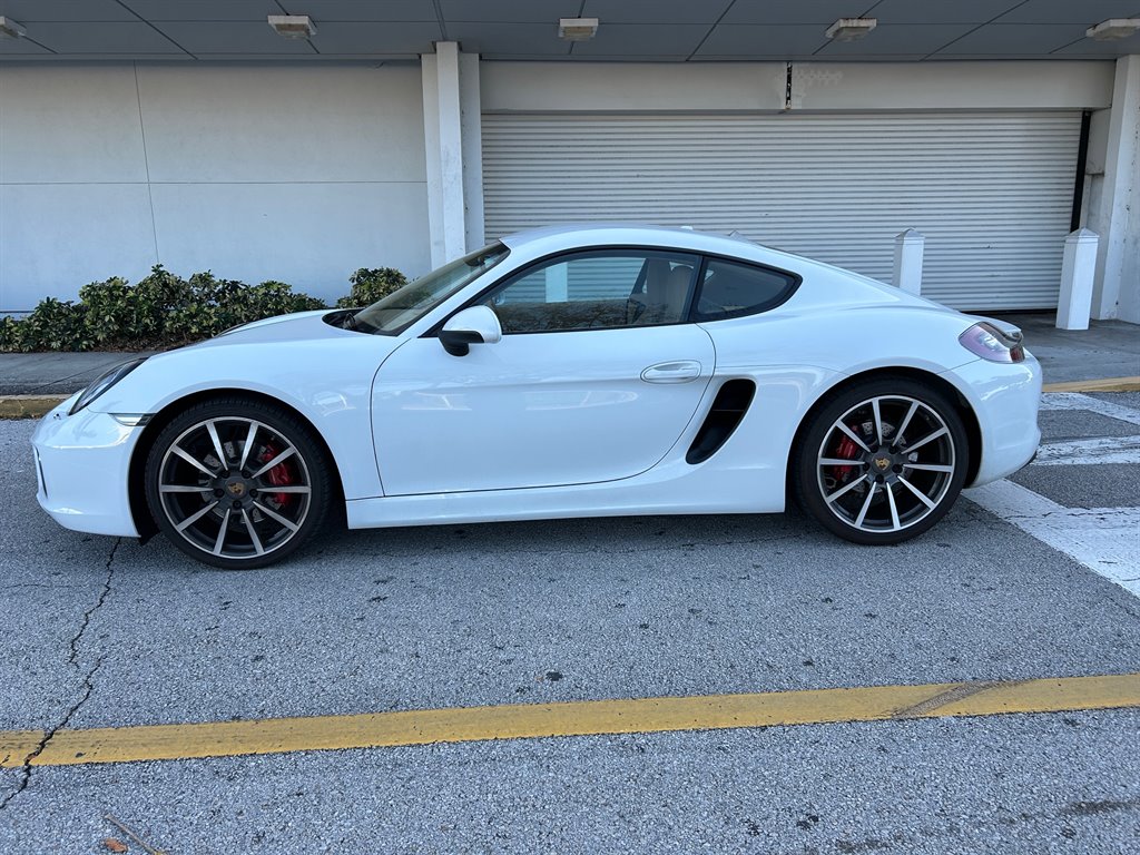 2015 Porsche Cayman S's photo