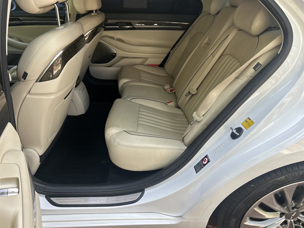 2017 GENESIS G90 Premium - Photo 13