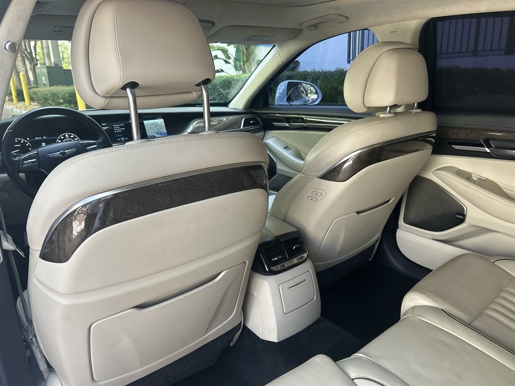 2017 GENESIS G90 Premium - Photo 18